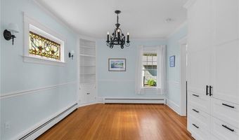 58 Bliss Rd, Newport, RI 02840