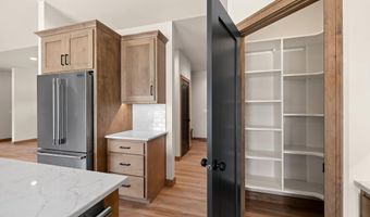 5728 W SPENCER St, Appleton, WI 54914