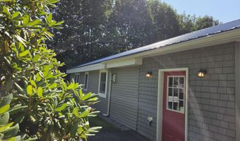 272 Belmont Ave, Belfast, ME 04915