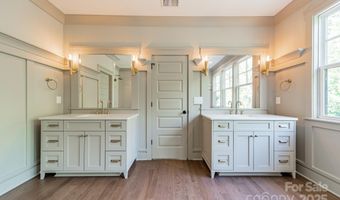 839 Drummond Ave, Charlotte, NC 28205