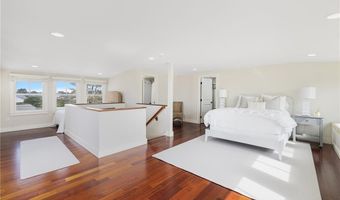 44 Tuckerman Ave, Middletown, RI 02842