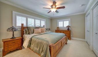 1666 ROBIN HOOD Ln, Clearwater, FL 33764