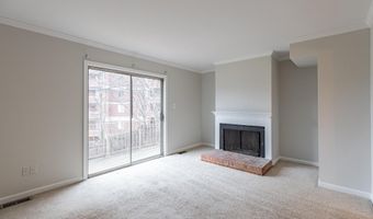 1204 WAYNE St N C, Arlington, VA 22201