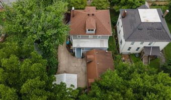 1113 State St, Alton, IL 62002