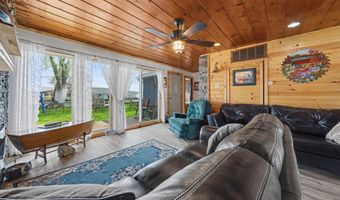 6334 Marina Dr, Algonac, MI 48001