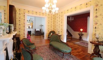 401 E 4th St, Augusta, KY 41002