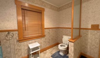 1721 15th St, Monroe, WI 53566