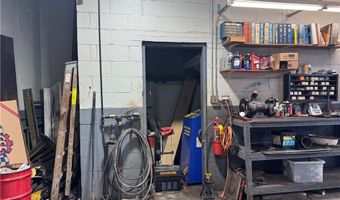 304 Duss Ave, Ambridge, PA 15003
