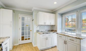 4472 RUGGLES Ct, Annandale, VA 22003