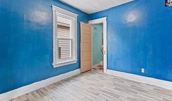 5839 McMillan St, Allen Park, MI 48209