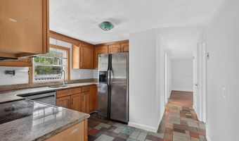 80 Stevens St, Andover, MA 01810