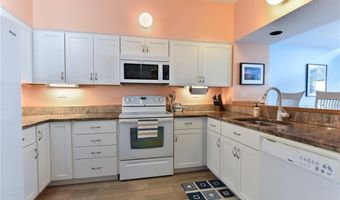 207 Bellevue Ct, Narragansett, RI 02882
