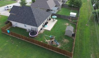 409 Brittany Ct, Aurora, MO 65605