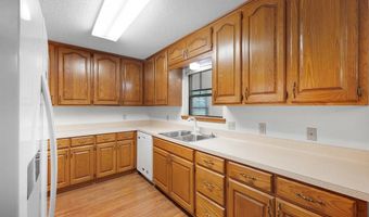 239 E College St, Alba, TX 75410