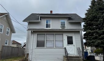 31 Denver Ave, Cranston, RI 02905