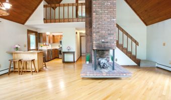 115 B Torrington Ave, Canton, CT 06019
