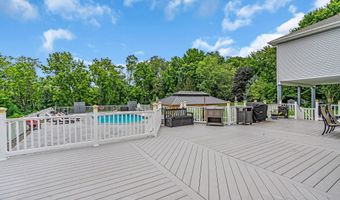 20 Regency Way, Manalapan, NJ 07726