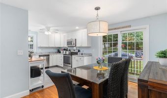 26 Ferncrest Dr, Cumberland, RI 02864