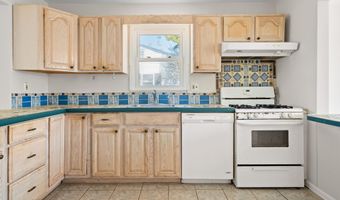 258 Bayshore Dr, Barnegat, NJ 08005