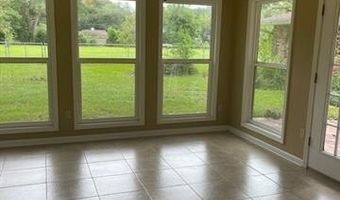 5621 CARL St, Alexandria, LA 71301