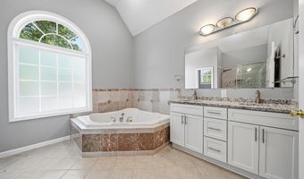 504 Kiowa Dr, Boiling Springs, SC 29316