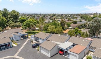 4015 E Horseshoe Ln, Anaheim, CA 92807