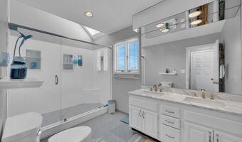 231 Allen Rd, Bayville, NJ 08721