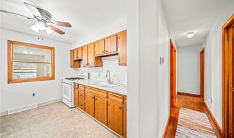 1543 Cherry Ln, Ashtabula, OH 44004