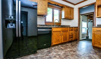 705 N High St, Aberdeen, SD 57401