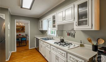 140 Rollingwood Dr, Athens, GA 30605