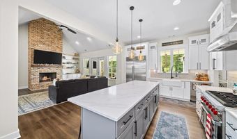 1380 Cronic Town Rd, Auburn, GA 30011