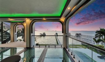6526 SURFSIDE Blvd, Apollo Beach, FL 33572