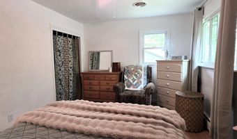 4 CAROLEE Dr, Dover, DE 19901