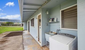 45-330 Lehuuila St, Kaneohe, HI 96744