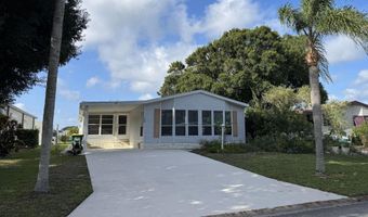 1340 Barefoot Cir, Barefoot Bay, FL 32976