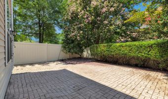 20465 WALSHEID Ter, Ashburn, VA 20147