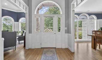 12 Rachel Way, Bedford, NH 03110