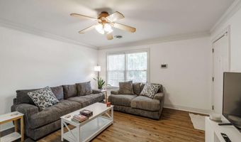 114 Barrington Dr 4, Athens, GA 30605