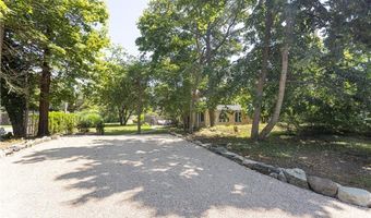 112 Harrison Ave, Newport, RI 02840