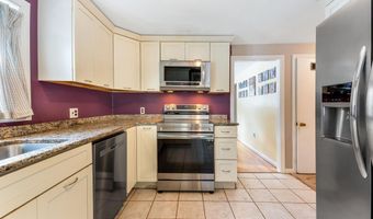 97 Muchado Dr, Barrington, NH 03825