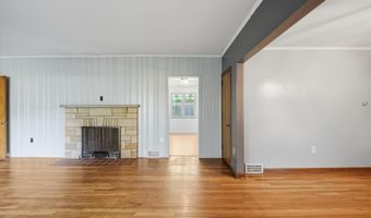 142 Center Grange Rd, Aliquippa, PA 15001