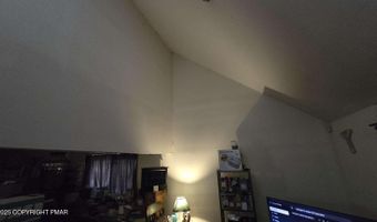 186 Timberline Dr, Albrightsville, PA 18210