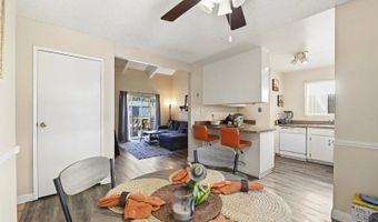 2566 White Oak Pl 6, Escondido, CA 92027