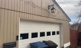 491 N LATHAM St N, Alexandria, VA 22304