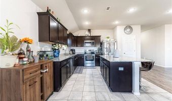 6704 Pilgrim Rd, Bentonville, AR 72713