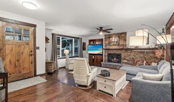 2555 NW SQUIRE Pl, Albany, OR 97321