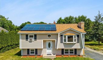 38 County St, Blackstone, MA 01504