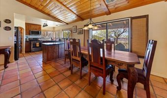 9060 Yucca Hills Rd, Agua Dulce, CA 91390