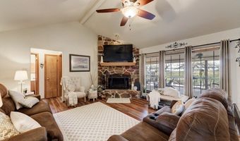 172 Home Pl, Adkins, TX 78101
