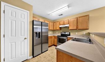 744 W Vincent Dr W, Athens, GA 30607